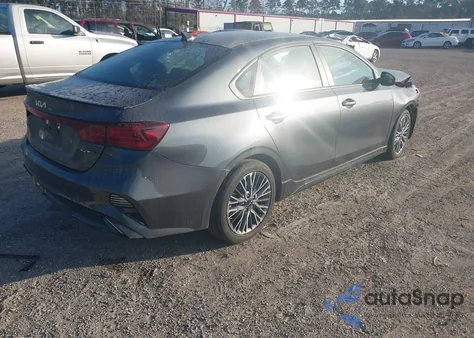 2024 Kia Forte Gt-Line z USA, uszkodzony, nr VIN 3KPF54AD2RE752291
